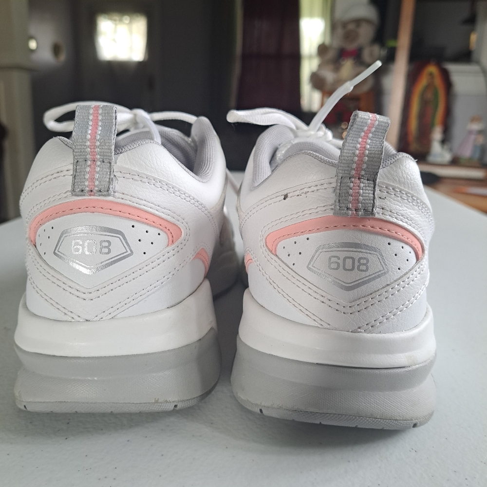 New Balance 608 V5 Sneakers - Picture 2 of 8
